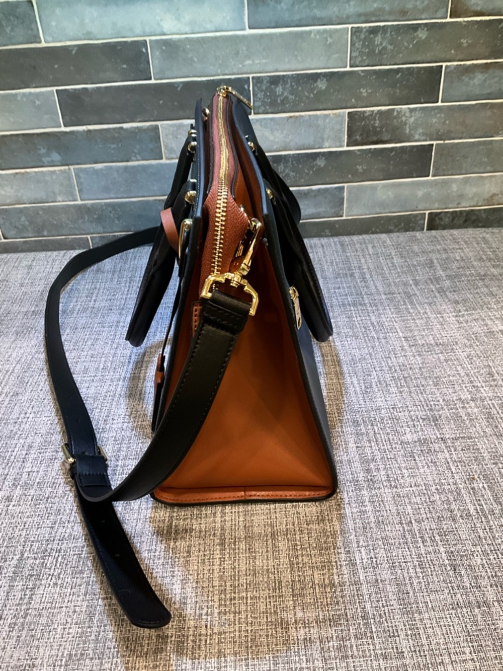 BOSTANTEN Navy and Brown Leather Satchel - Picture 6 of 14